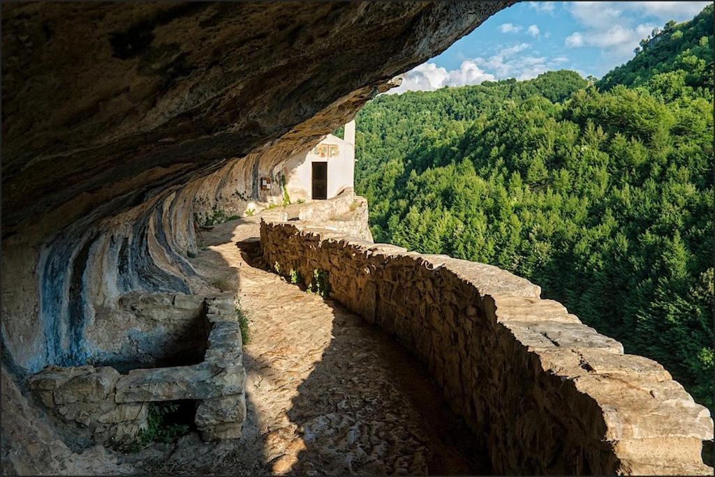 Azienda Agrituristica La Torretta Tocco da Casauria Kültér fotó